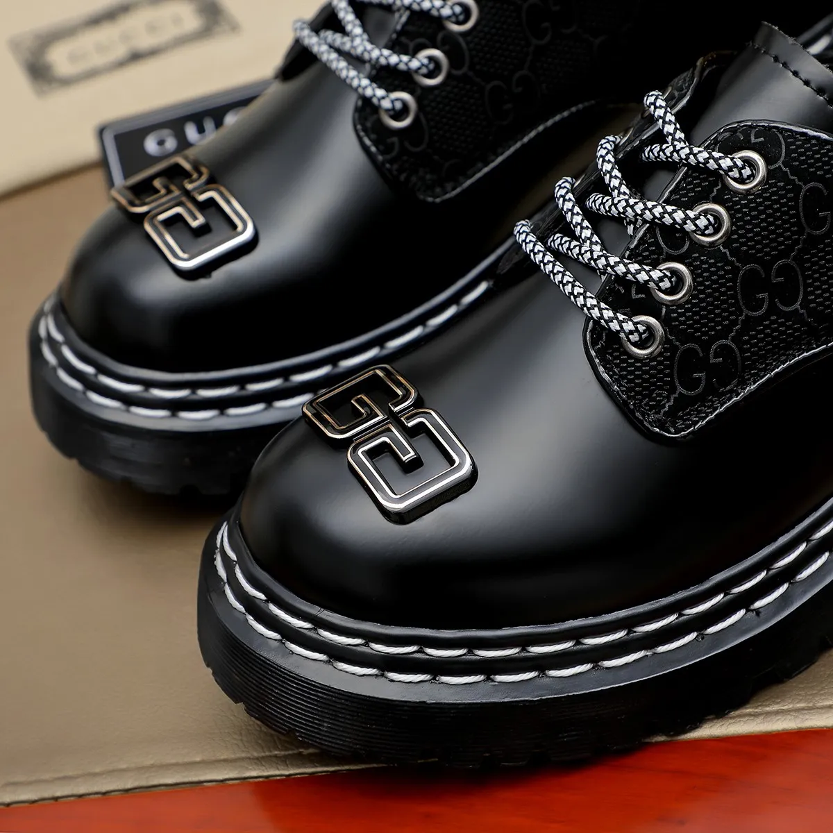 Men's shoes 💰420 💰💰🎩🎩[GUCCI] Counter 1:1⬆️original reproduction, absolute quality🆗original outsole, high-quality imported rubber, wear-resistant and non-slip, never degummed, upper material: imported first-layer cowhide➕anti-slip rubber outsole, official website material, lining material: water-dyed 🐂 leather lining, 2 colors optional! Code number 38-44 (45. Customized)